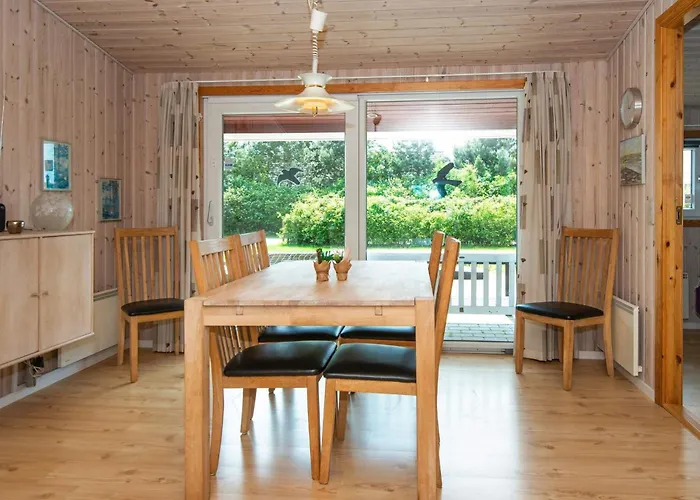 6 Person In Tarm-by Traum Сasa de vacaciones *